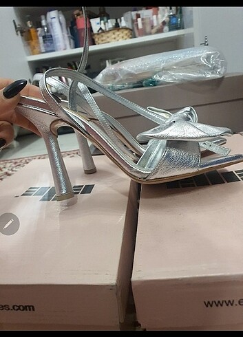 38 Beden Elle Shoes lame topuklu ayakkabı 11 cm.
