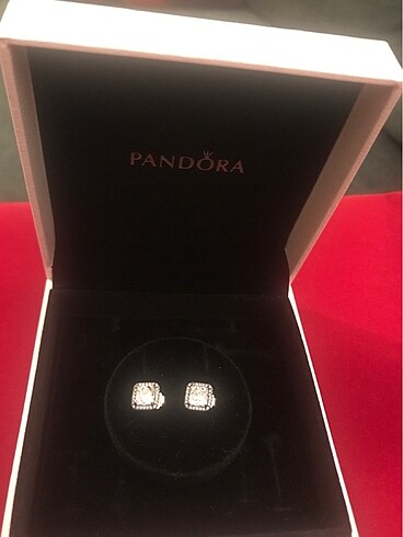 Pandora küpe