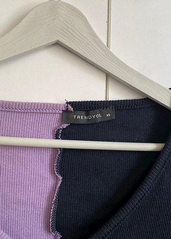 V Yakalı Uzun Kollu İki Renkli Kadın Kazak - Görsel 3