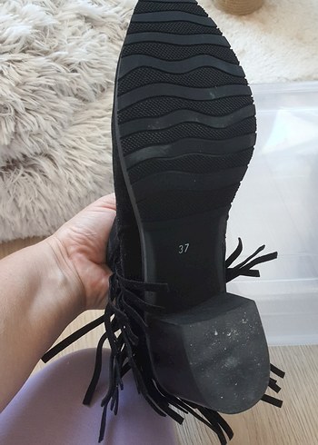 Siyah Süet Püsküllü Kadın Bot - Görsel 5