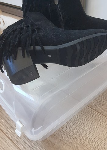Siyah Süet Püsküllü Kadın Bot - Görsel 10