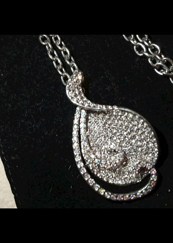 Beyaz Parlak Zincir Detaylı Uzun Kadın Kolye - Görsel 2