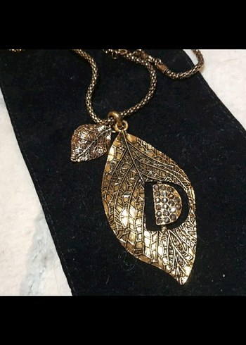 Zincir Detaylı Altın Renk Uzun Kolye - Görsel 3