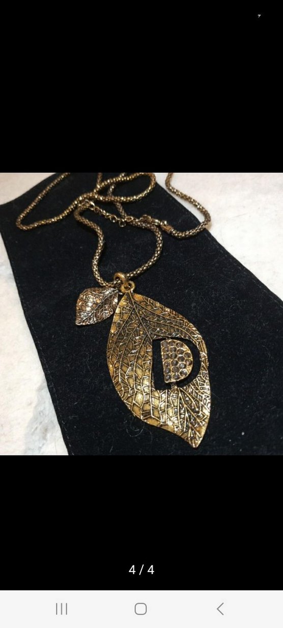 Zincir Detaylı Altın Renk Uzun Kolye - Görsel 4