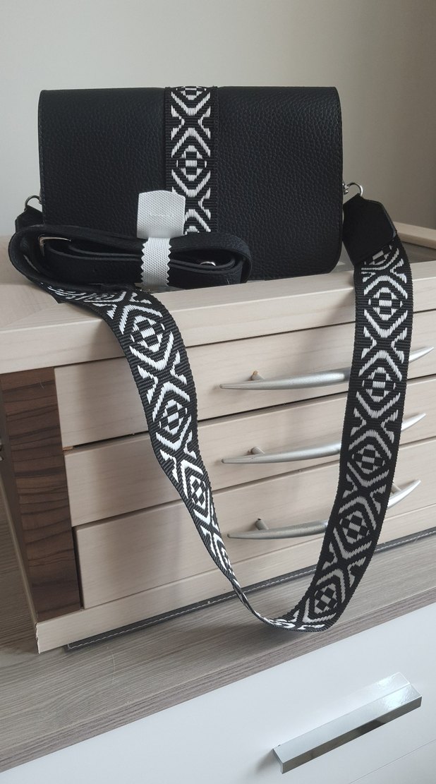 Kemerli Siyah Yılan Desenli Kadın Deri Çanta - Görsel 5