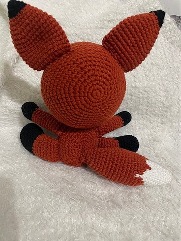  Beden Amigurumi tilki