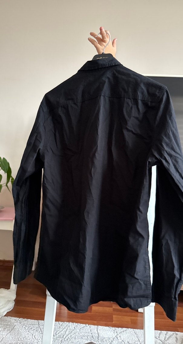 Düğmeli Siyah Keten Erkek Gömlek - Görsel 2