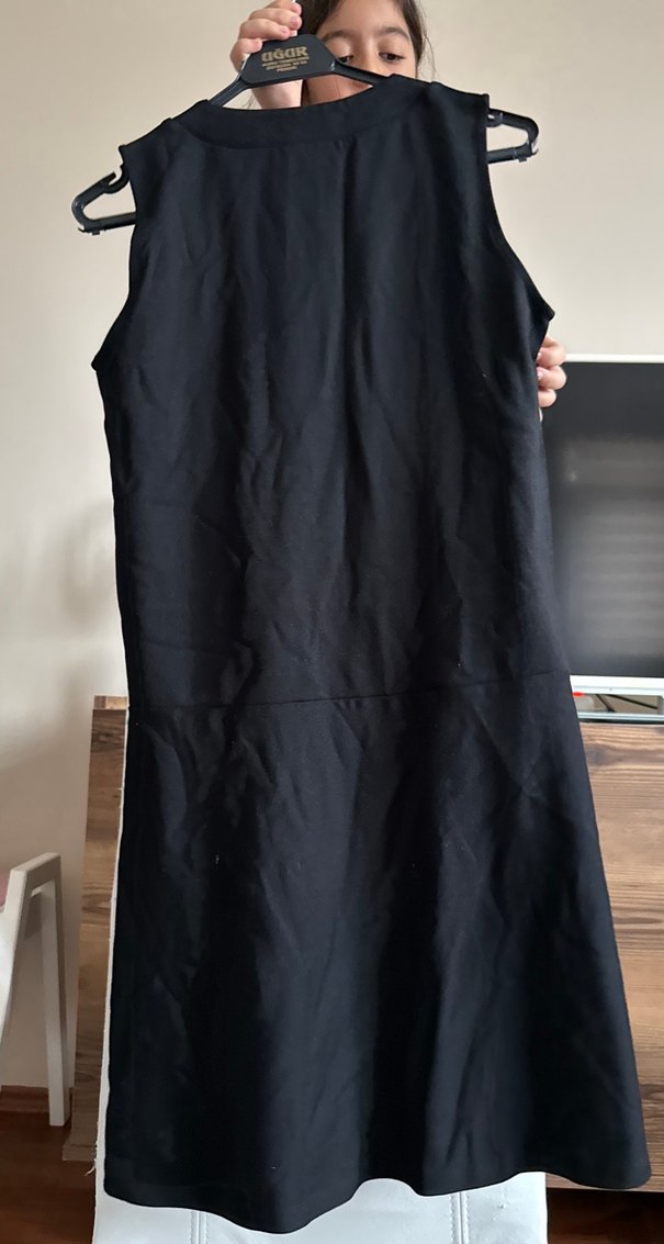 Siyah V Yaka  Midi Elbise - Görsel 2