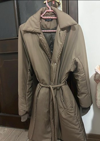 Trendyol & Milla Kemerli Uzun Kadın Mont