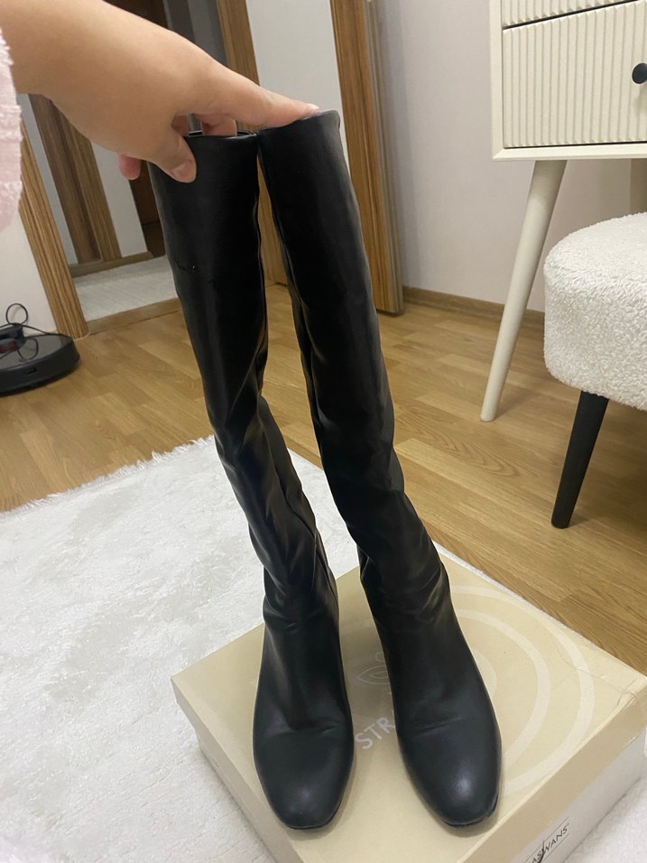 Siyah cizme - Görsel 2