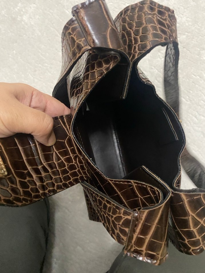 Kahverengi Çanta - Görsel 4