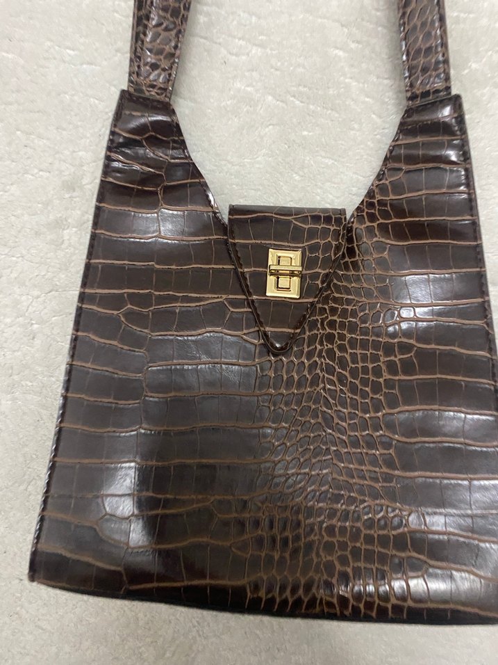 Kahverengi Çanta - Görsel 2