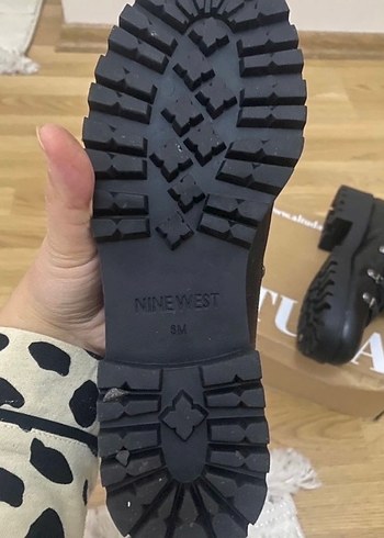 Nine West Kar Botu - Görsel 4