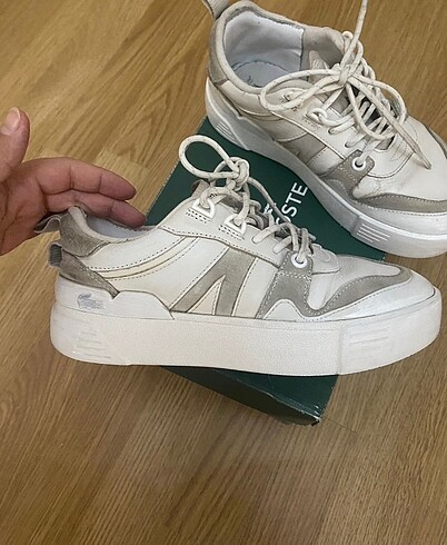 36 Beden beyaz Renk Lacoste spor ayakkabi