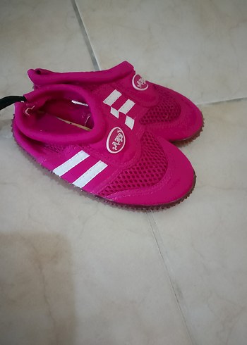 26 Beden Kız Çocuk Pembe deniz ayakkabısı