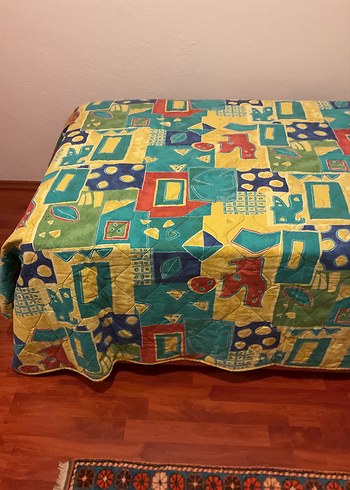 Çok Renkli Yatak Örtüsü çift taraflı çift kişilik dir - Görsel 3