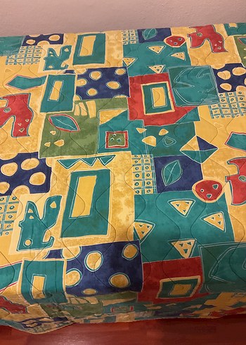 Çok Renkli Yatak Örtüsü çift taraflı çift kişilik dir - Görsel 4