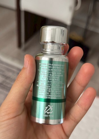 Beden Renk VT Cica Reti-A Essence 0.7% Anti-Aging Serum 30 ml