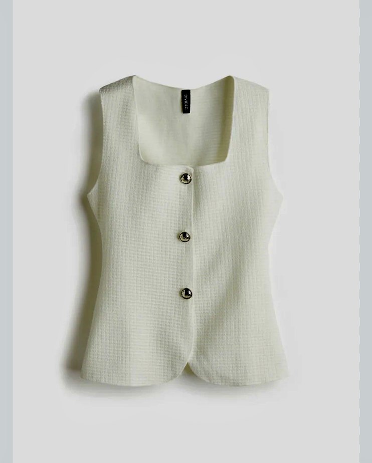 Düğmeli V Yaka Beyaz Triko Kadın Yelek - Görsel 2