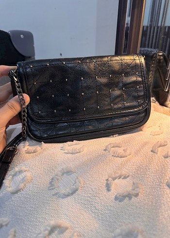 Kemer Detaylı Siyah Yılan Desenli Deri Kadın Çanta - Görsel 2