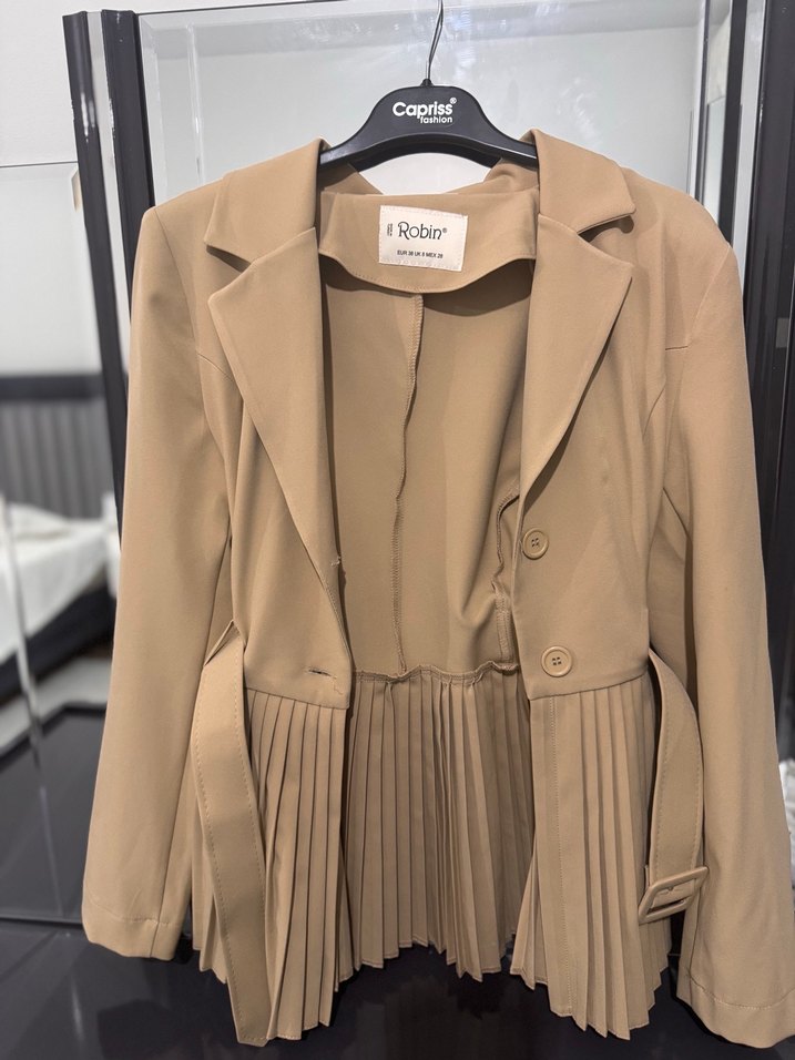 Bej Mini Pilili Kadın Blazer Ceket - Görsel 2