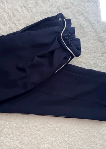 Diğer Kadın Lacivert Fermuarlı Rahat Kesim Kumaş Pantolon