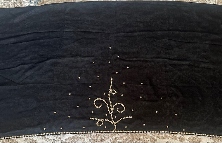 Diğer Şalların tanesi 300 tl