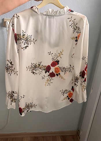 Dantel Detaylı Bohem V Yaka Beyaz Bluz - Görsel 3