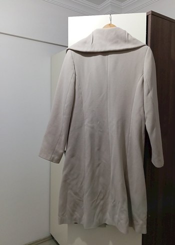 Bej Düğmeli Uzun Kadın Kaban - Görsel 2