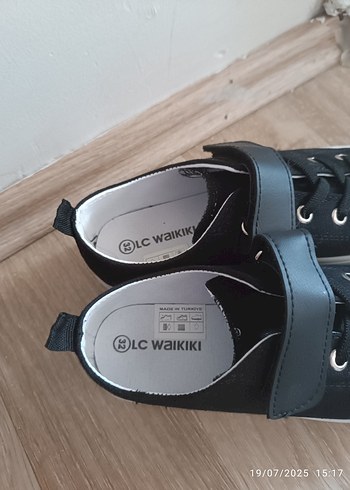32 Beden Siyah Erkek Çocuk Spor Ayakkabı Velcro