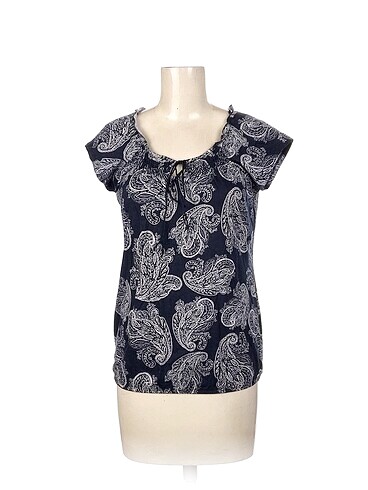 F&F Bluz %70 İndirimli.