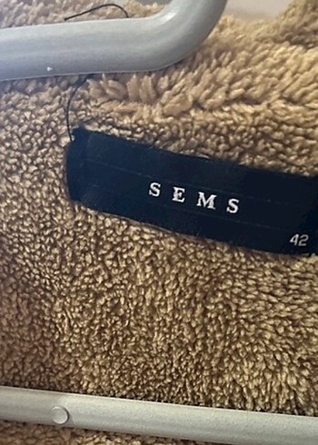 Düğmeli Kısa Yeşil Kadın mont - Görsel 4