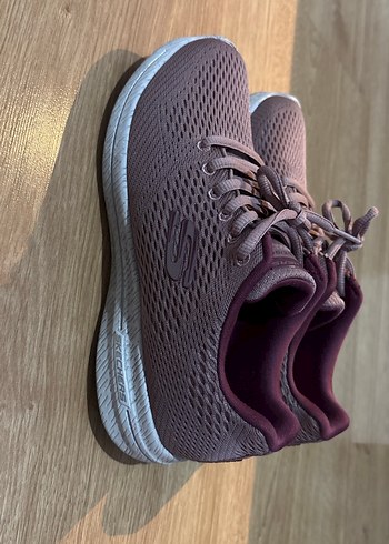 36,5 Beden Skechers lila/gül kurusu Bağcıklı Kadın Spor Ayakkabı