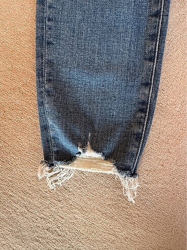 27 Beden Mavi jean