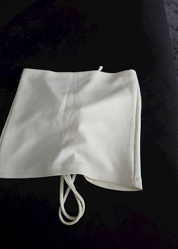 Beyaz Pliseli Askısız Mini Büstiyer - Görsel 2