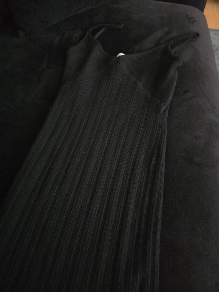 siyah Pilili Uzun Straplez Elbise - Görsel 3