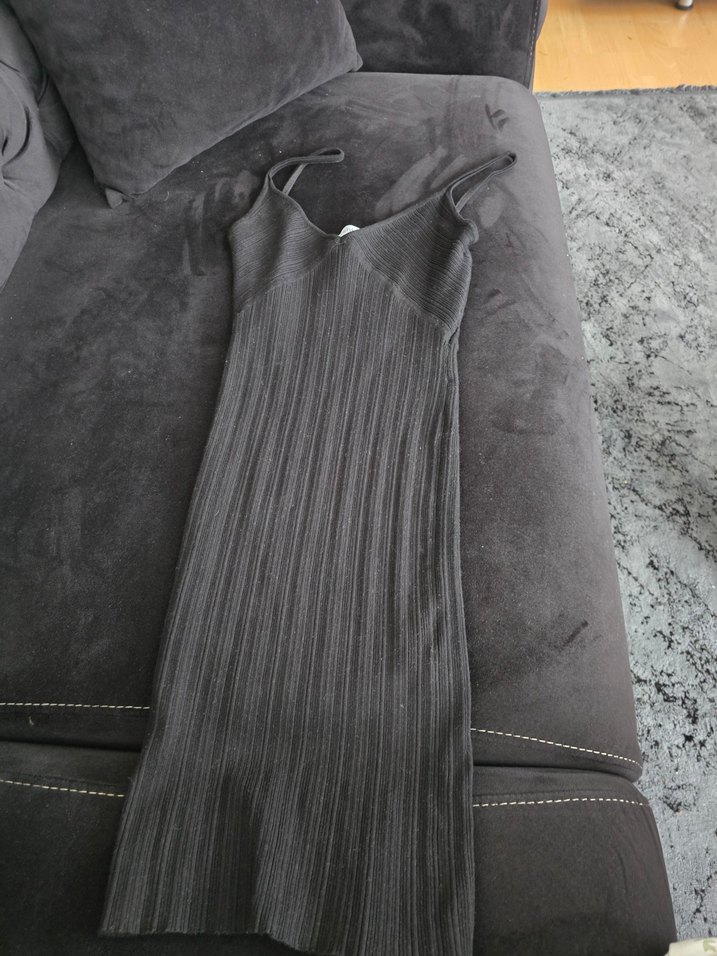 siyah Pilili Uzun Straplez Elbise - Görsel 2