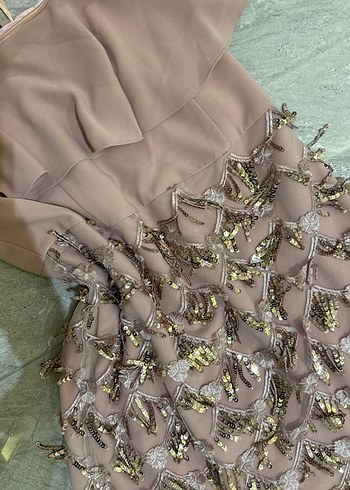 Pembe Mini Nakışlı Fırfırlı Abiye Elbise - Görsel 5