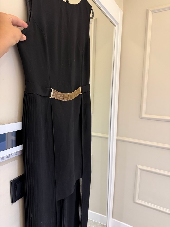 Siyah V Yakalı Kemerli Uzun Elbise - Görsel 3