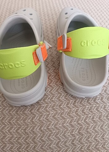 35 Beden gri Renk Orijinal crocs erkek çocuk terlik