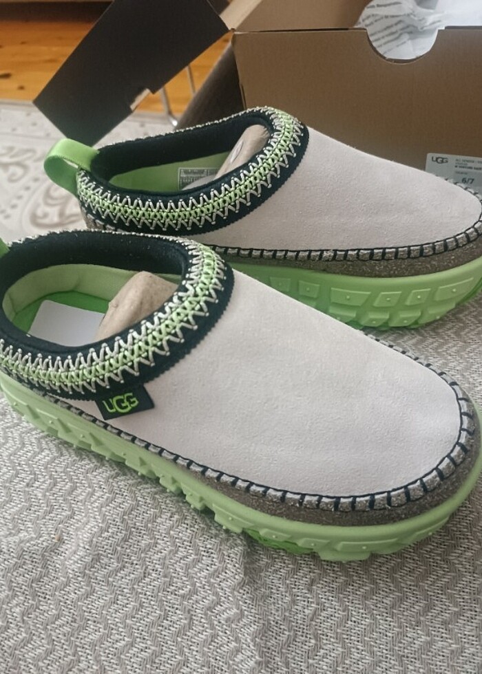 Ugg orijinal venture daze ayakkabı - Görsel 2