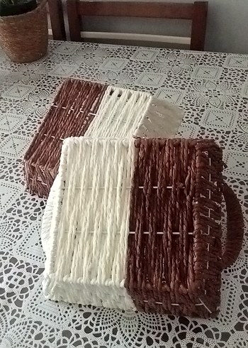 Beden Kahverengi ve Gri Hasır Sepet