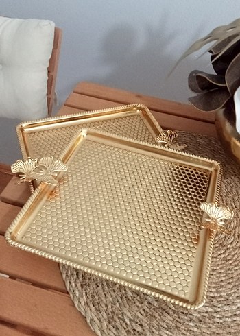 Altın Renkli Parlak Servis Tepsisi