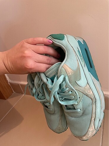 37 Beden Nike spor ayakkabı