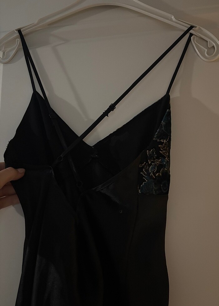 Sevinç Ürkmez Saten Gecelik - Görsel 4