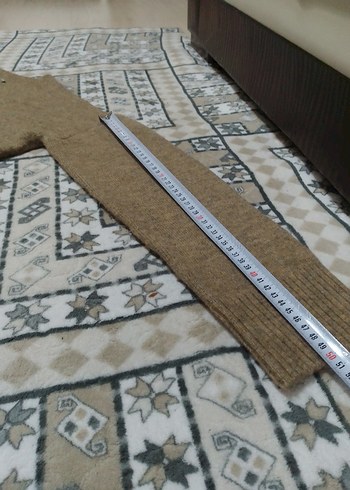 Bej V Yakalı Kadın Triko Kazak - Görsel 4