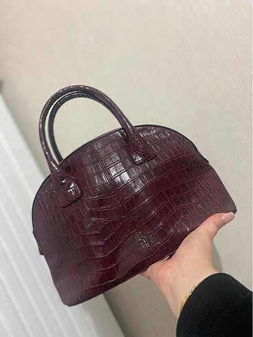 Bordo çanta