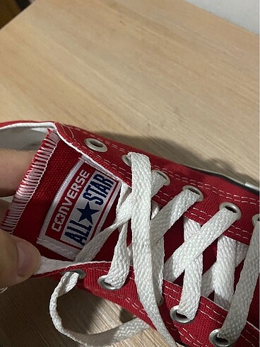 37 Beden kırmızı Renk Kırmızı converse