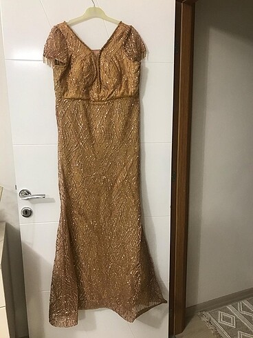 44 Beden altın Renk Romance Gece elbisesi