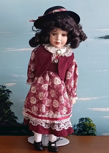 Bordo Vintage Tarzı Bebek Şapkalı